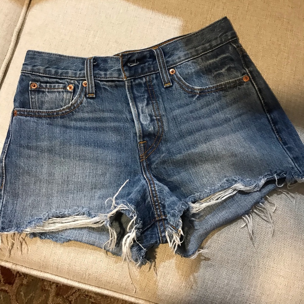 Levi’s denim shorts